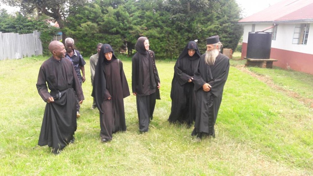 kenya_monaxi-Fefronia-3